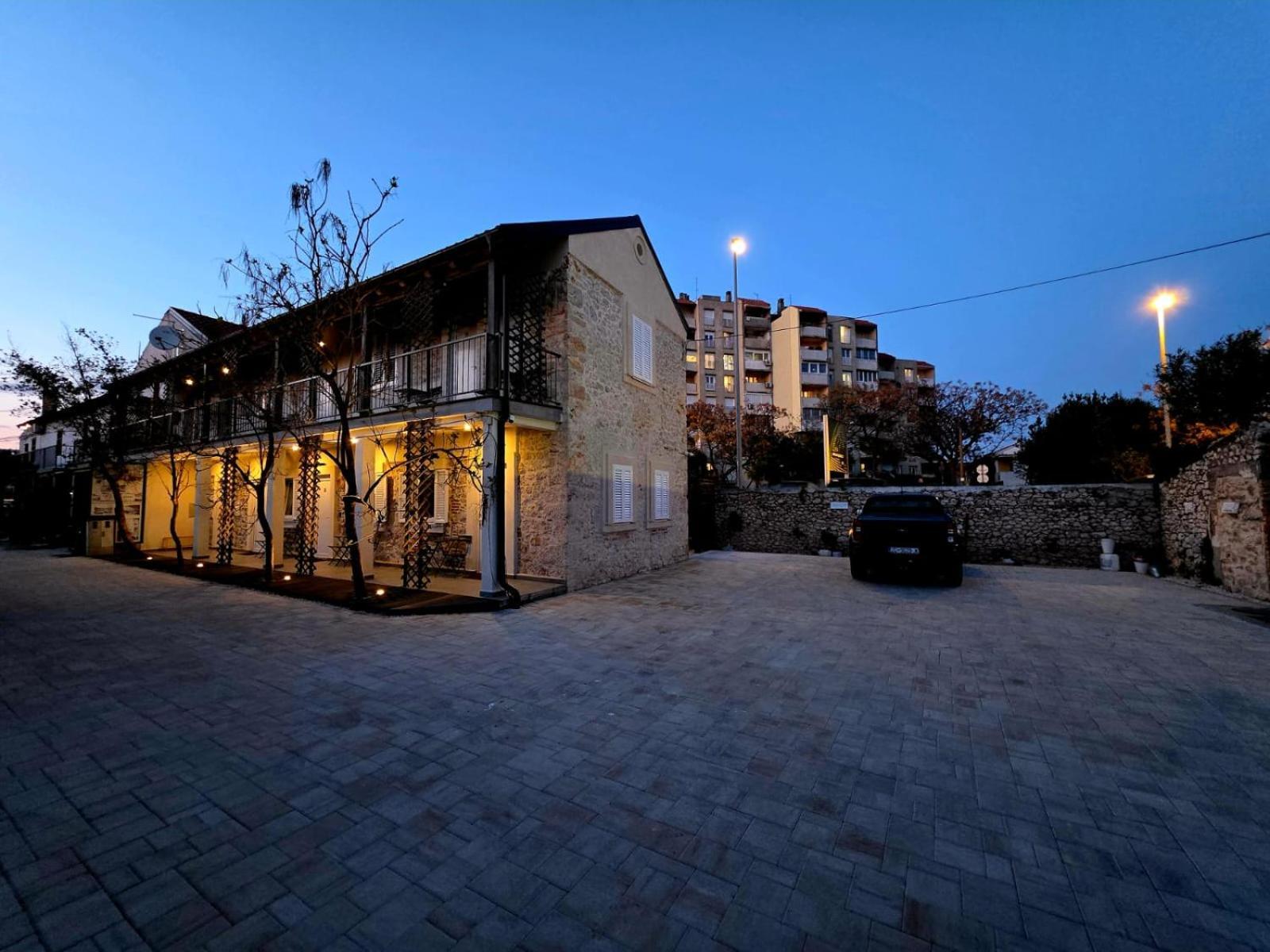 Guverna New City Accommodation Zadar Buitenkant foto