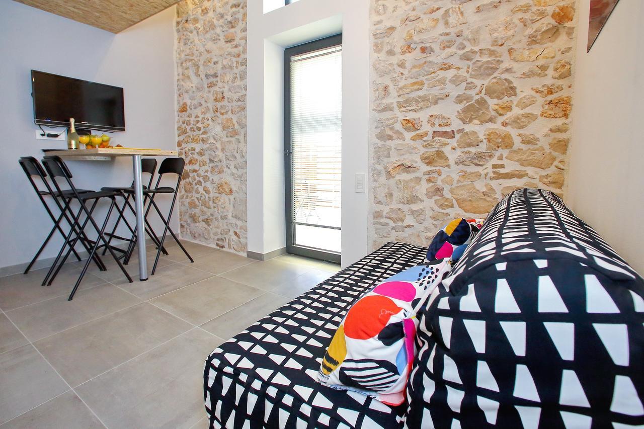 Guverna New City Accommodation Zadar Buitenkant foto